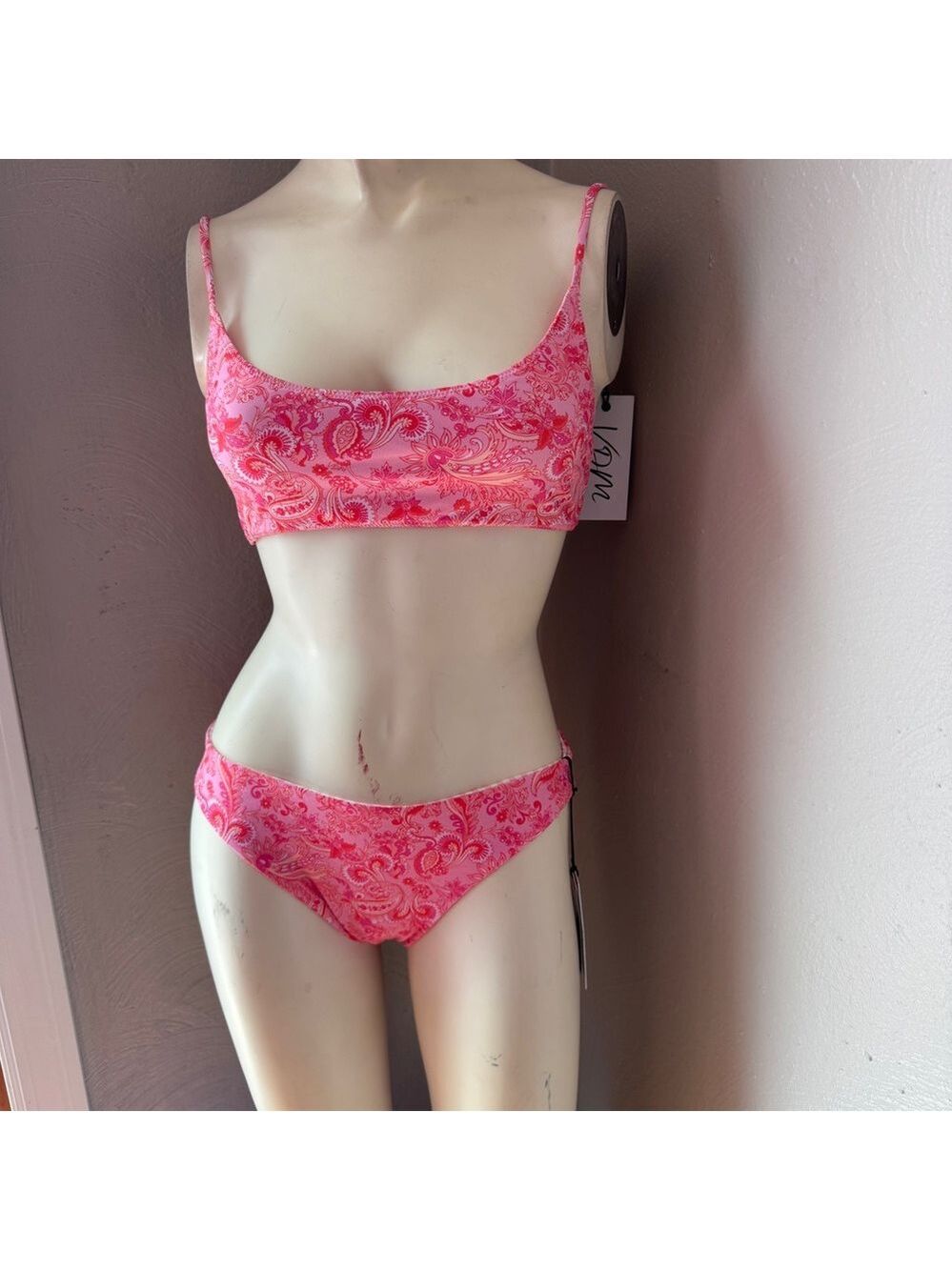 Vdm pink Paisley, bikini size small NWT
